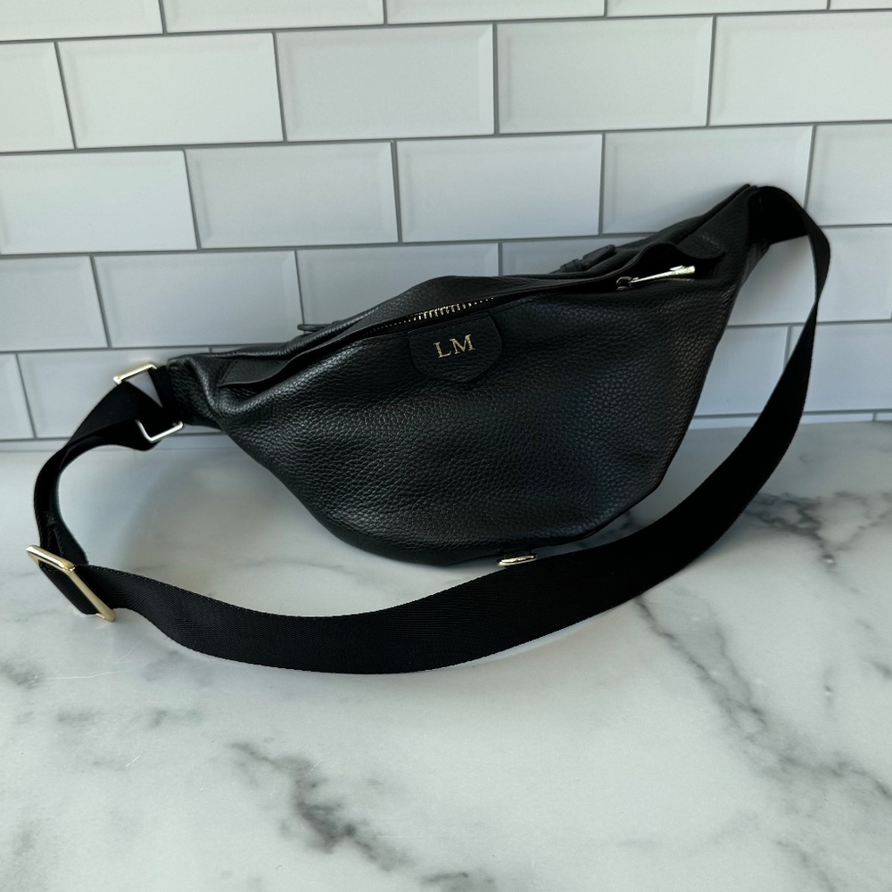 Sienna Olivia - Genuine Leather Bumbag - Black - NWOT